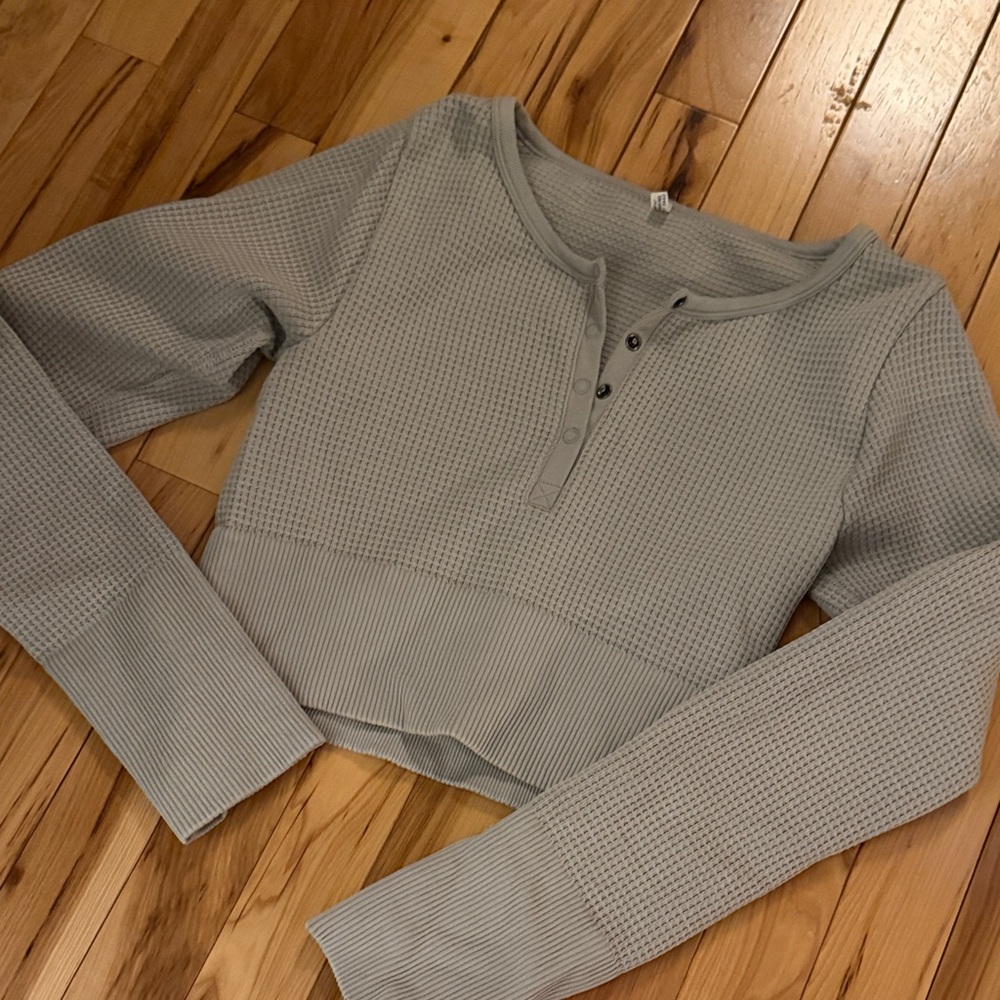 Aerie Gray Long Sleeve Waffle Crop Top by Aerie | size small